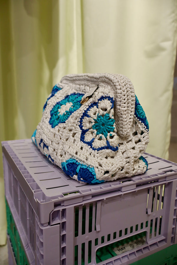 Perla Hand-Crochet Clutch