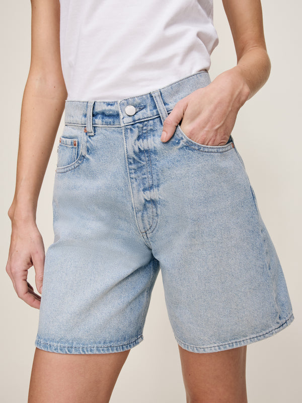 Vintage Light Taylor 7" Shorts
