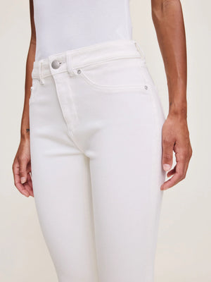 White Bardot 21" Capri