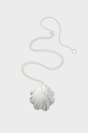 Silver Coquille Necklace
