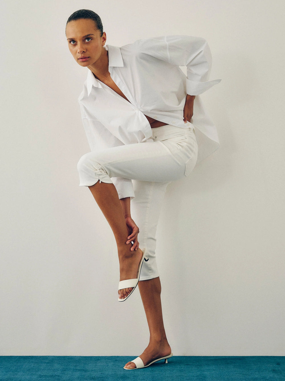 White Bardot 21" Capri