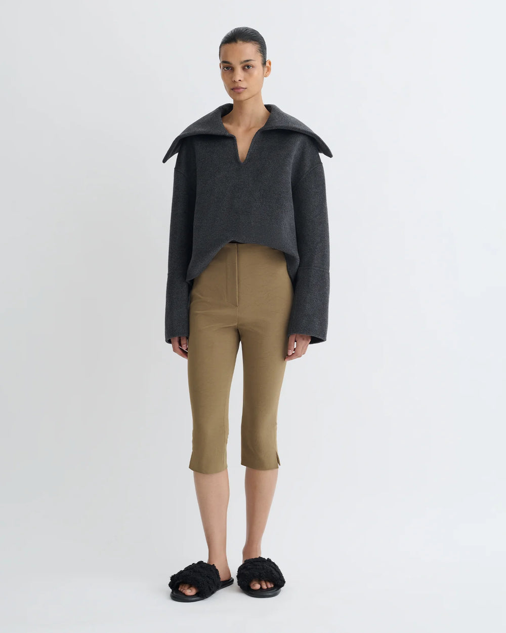 Saoirse Paper Jersey Capri Pants