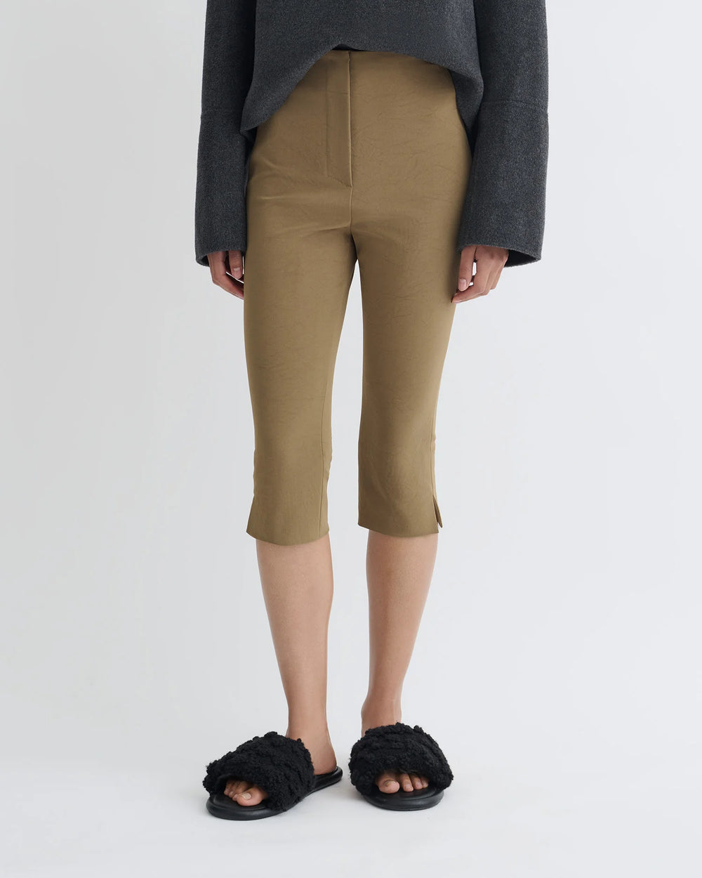 Saoirse Paper Jersey Capri Pants