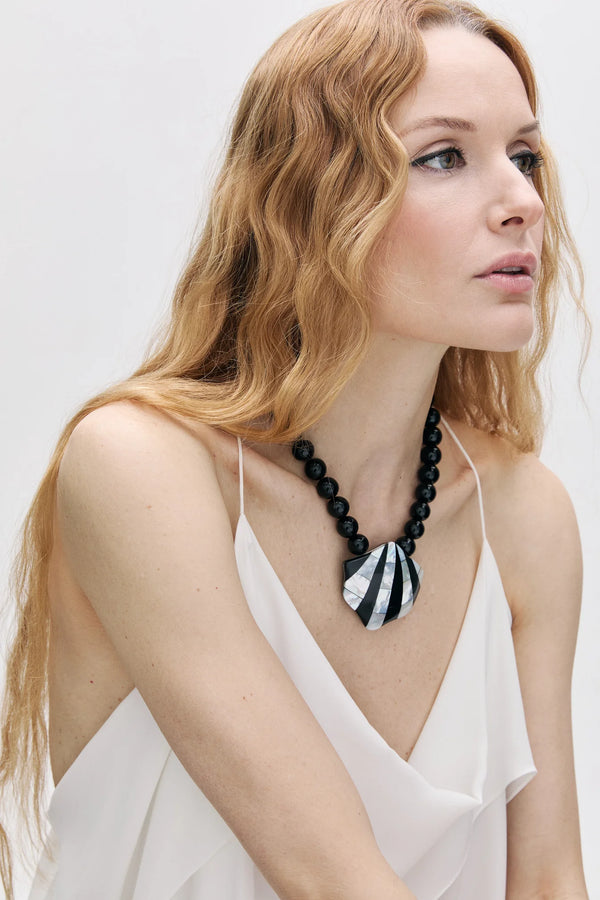 Maris Necklace