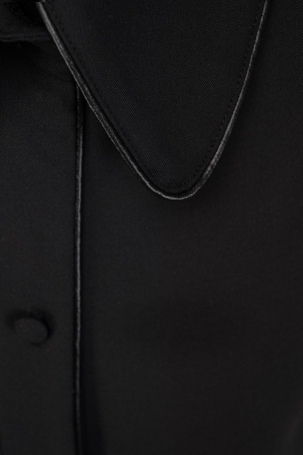 Off Duty Shirt with Piping