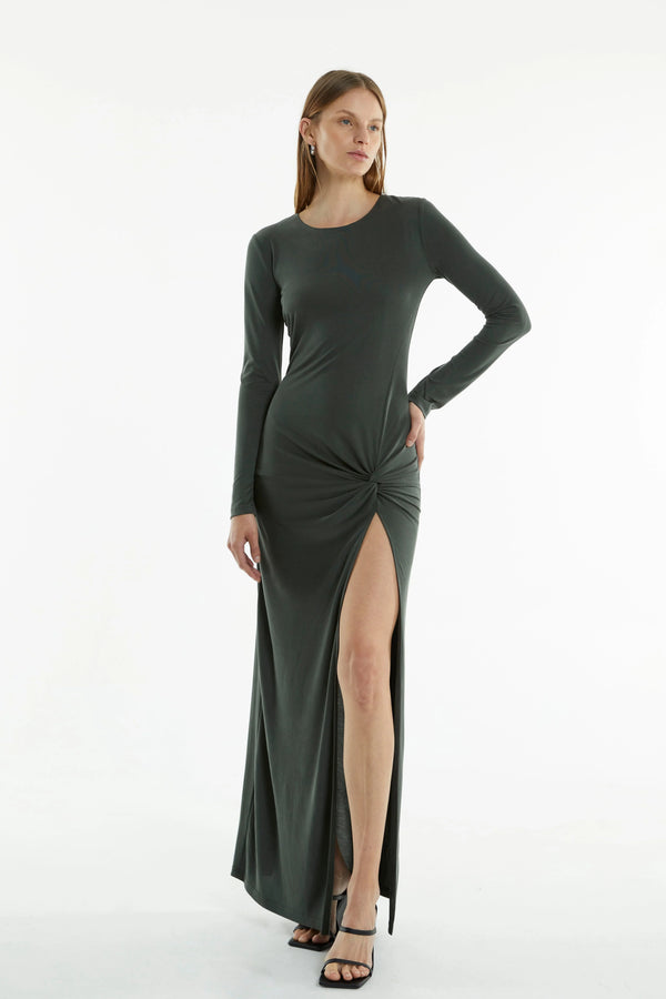 Turn Around Twist Maxi Dress