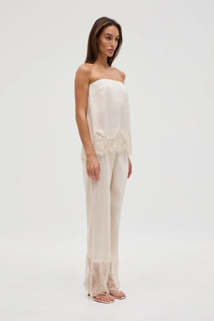 Buttercream Visions Lace Strapless Top